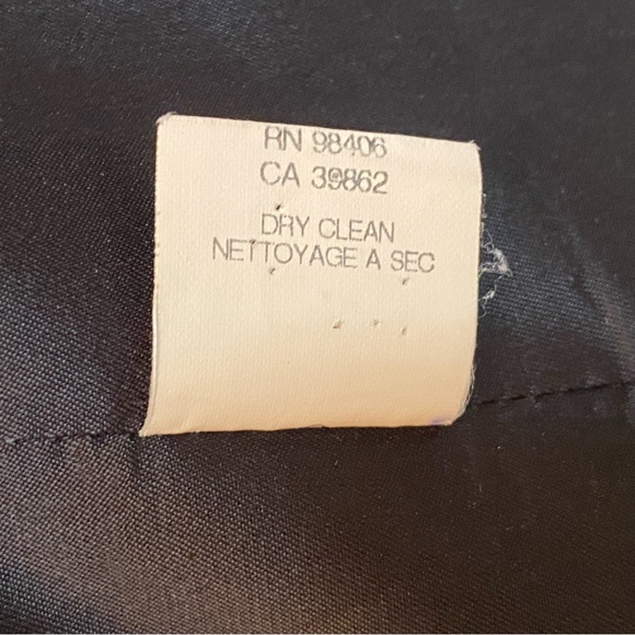 THEORY Single Breasted Two Button Cropped Blazer Jacket in Black Size 10 - Picture 9 of 9